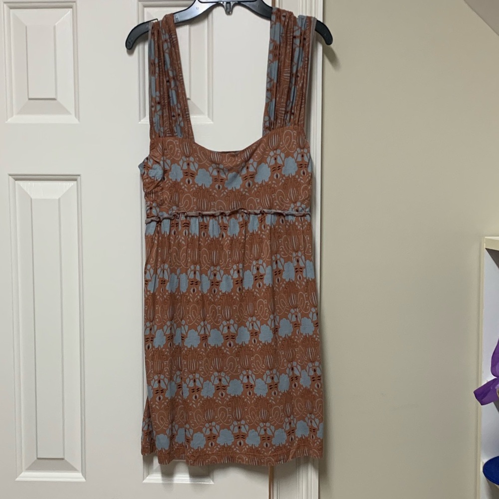 Brown patterned tank top